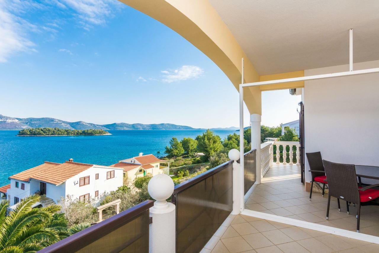 Villa Iz Veli Iž Екстериор снимка