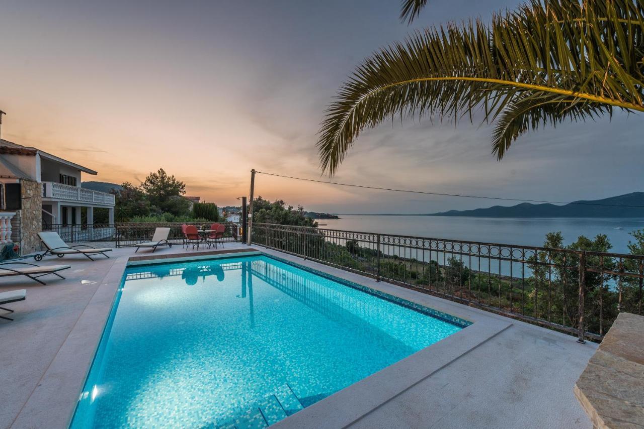 Villa Iz Veli Iž Екстериор снимка